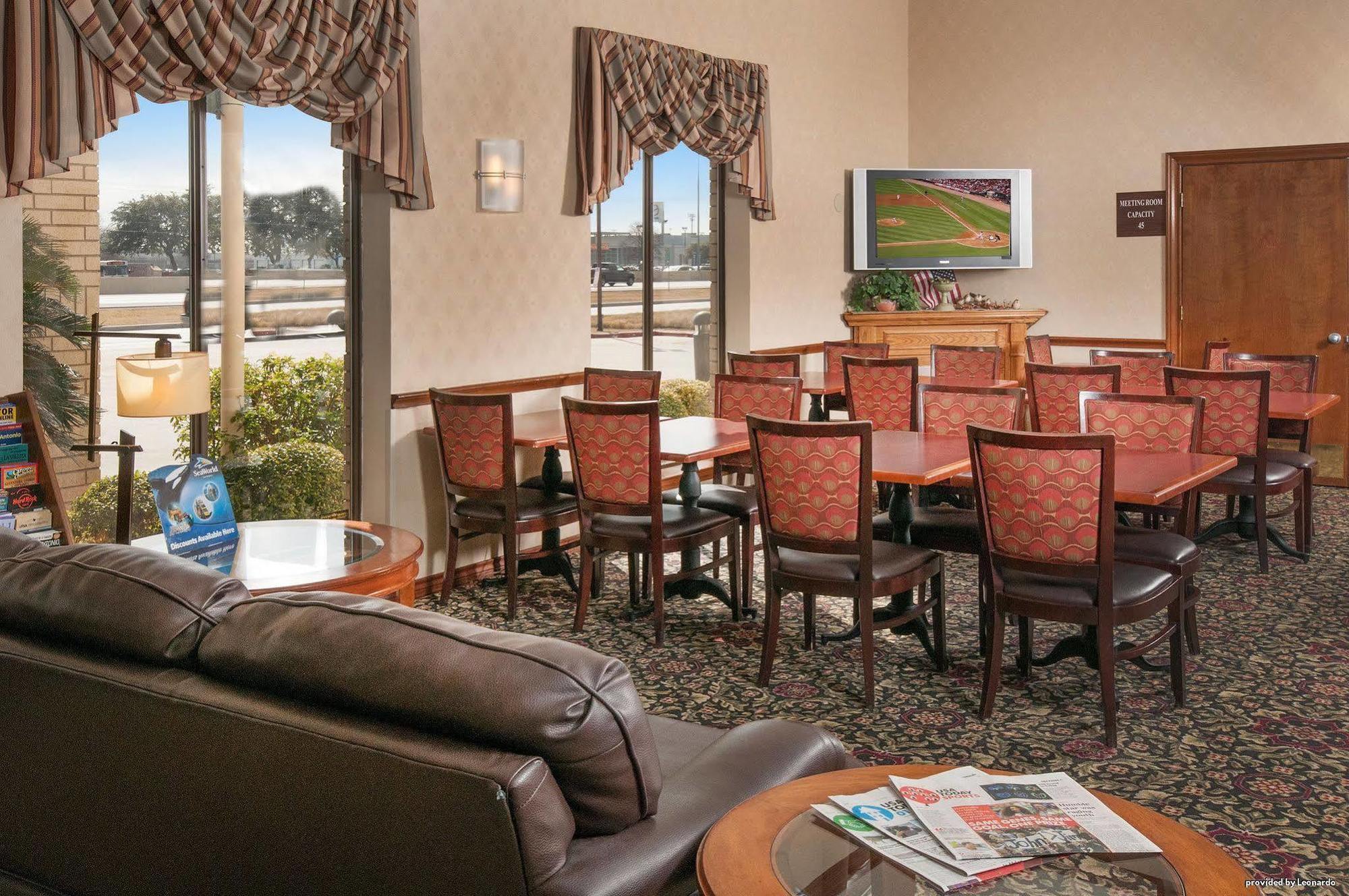 Best Western Near Lackland Afb Seaworld San Antonio Restaurante foto