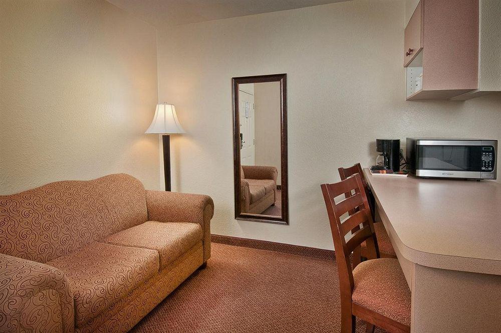 Best Western Near Lackland Afb Seaworld San Antonio Habitación foto
